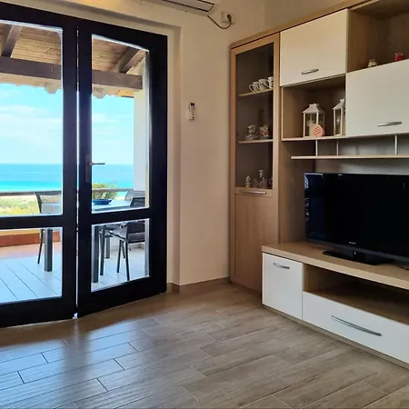 Cozy Place With Panoramic View By Marcusinsardinia Апартаменты
